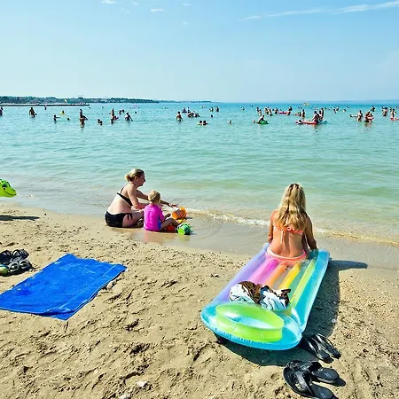 Апартаменты Zaton Holiday Resort.1 *